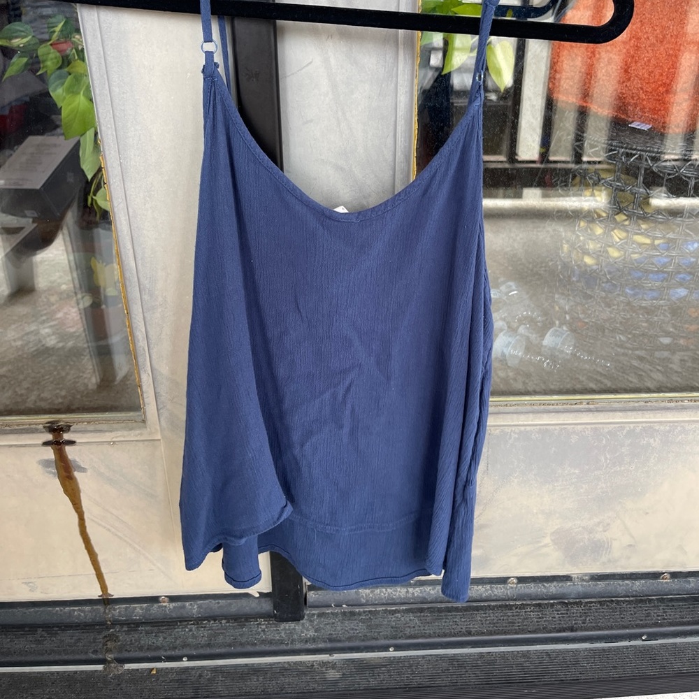 BLUE TOP